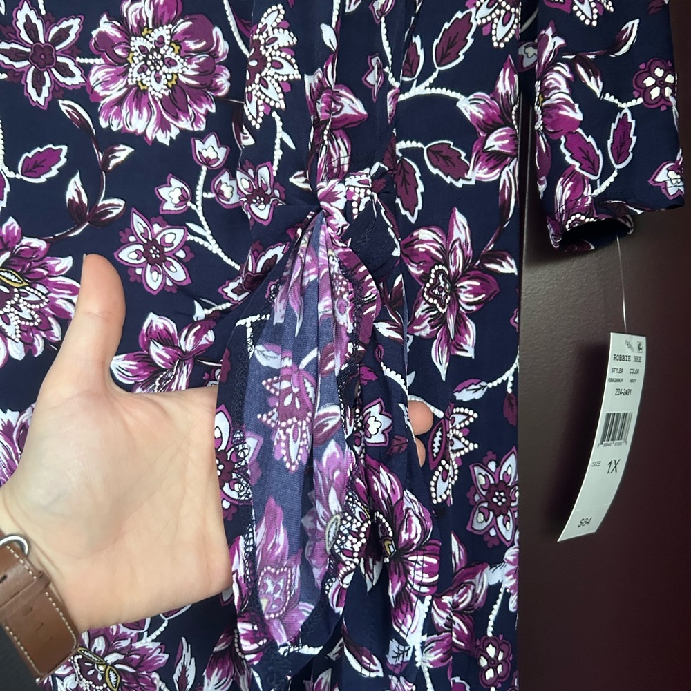 Women’s NWT Robbie Bee Dress! - Picture 3 of 7